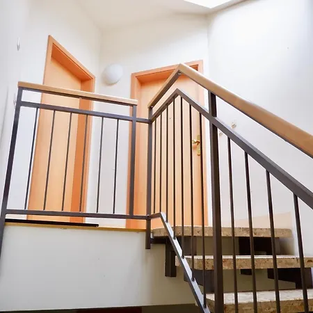 Manitius 9, Dd-friedrichstadt 아파트